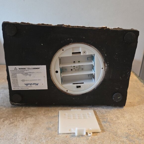 Cottage Hunting Lodge Lighted Christmas Village Holiday House Winter Decor - Picture 8 of 8